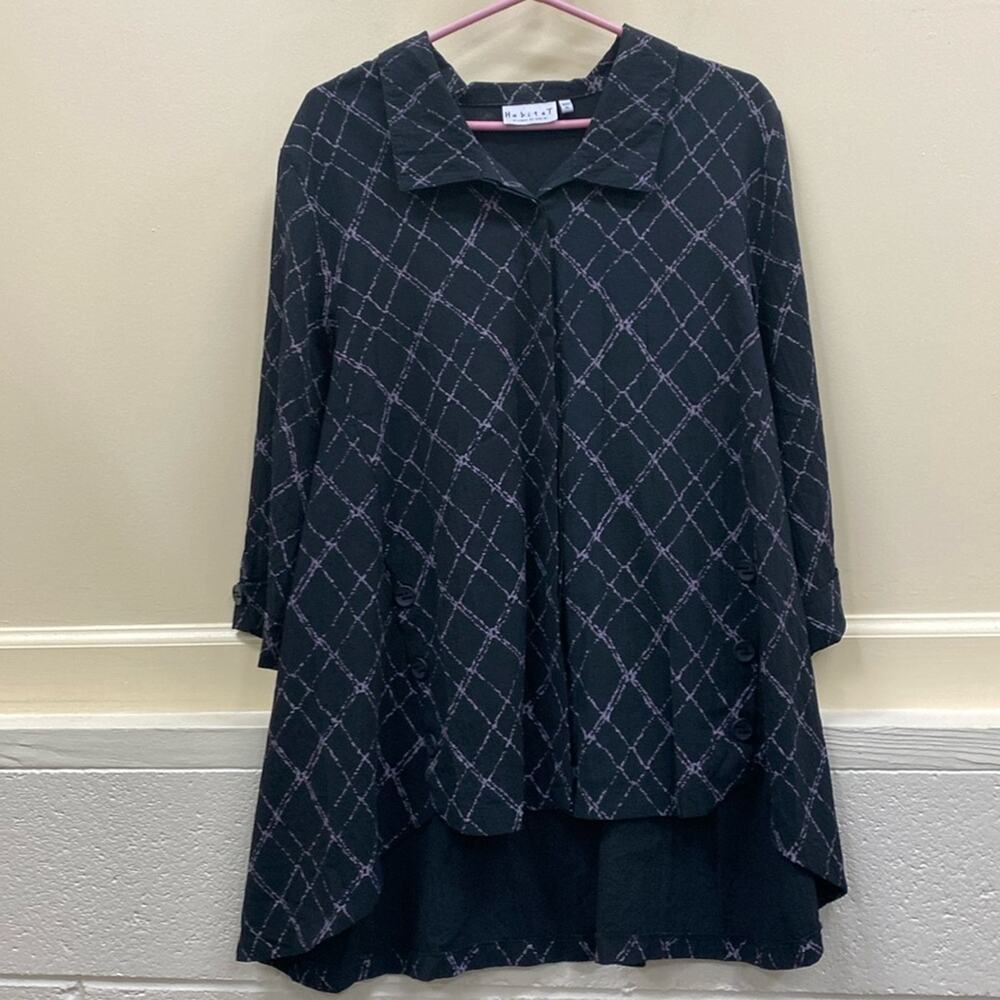 Habitat XL Black print button down hi/Lo shirt top